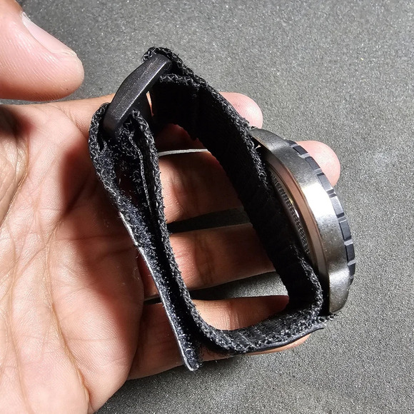 Game Time Seattle Seahawks Mens Quartz Watch Silver Tone Working Nato Strapshows - Picture 7 of 11